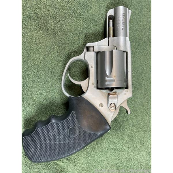 five shot charter arms undercover 38 special