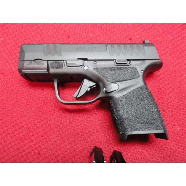 9mm Luger (9x19 Para) Springfield Armory Hellcat 3" 13/11 Mags 3 inch " barrel