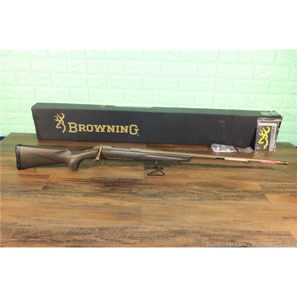 .300 Win. Mag. X-Bolt Stainless Browning Model XBOLT PRO Carbon Fiber Rifle 300WIN Bronze 26" Fluted MB 300 023614443810 26 inch " barrel 035418229