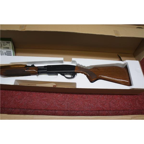 .22 LR Remington 572 BDL Fieldmaster 22LR 25624 NEW In BX NOS High Gloss Stocks L1649