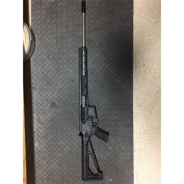 AR-15 Anderson Manufacturing .224 Valkyrie AR15 precision varmint / target rifle with magazines 22 inch " barrel