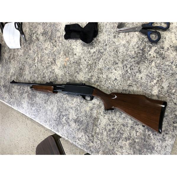 .280 Rem. Remington 7600 280 Rem Pump BEAUTIFUL WOOD Great Condition NO RESERVE 22 inch " barrel