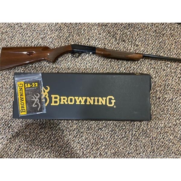 .22 LR BROWNING SA-22 22LR SEMI AUTO RIFLE IN BOX 19" BBL 10+1 MADE JAPAN 19 inch " barrel