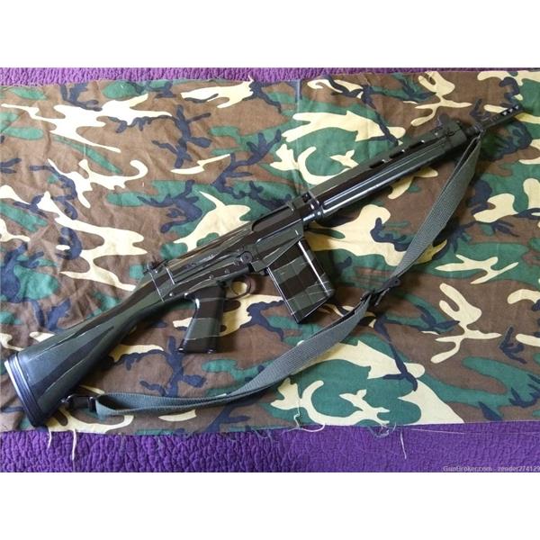 .308 Win. DSA Arms Beautiful One-of-a-kind SA58 Carbine with Jungle Camo and 5 magazines 16 inch " barrel