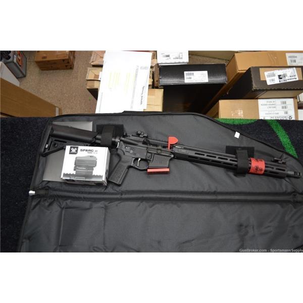5.56mm NATO (.223 Rem.) Springfield Armory SAINT Victor / .223 Rem w/ Vortex SPARC NIB STV916556B-B5SPARC