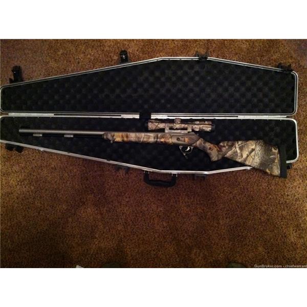 Thompson Center Triumph .50 cal Muzzleloader w/Scope, New! 090161041202 8518