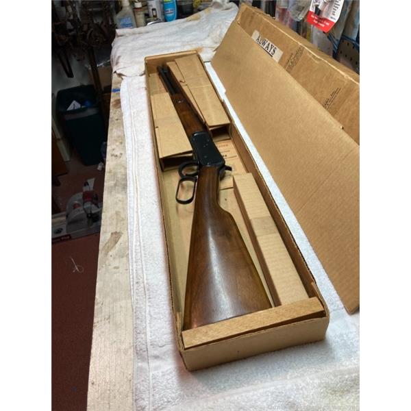 .32 Win. Spl. 94 Carbine Winchester special 1950 “UNFIRED” original box “WOW” 1894 20 inch " barrel