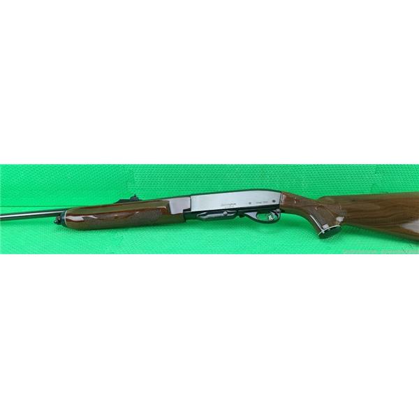 .30-06 Remington 7400 in 30-06 caliber Born 1981 High Gloss Checkered walnut