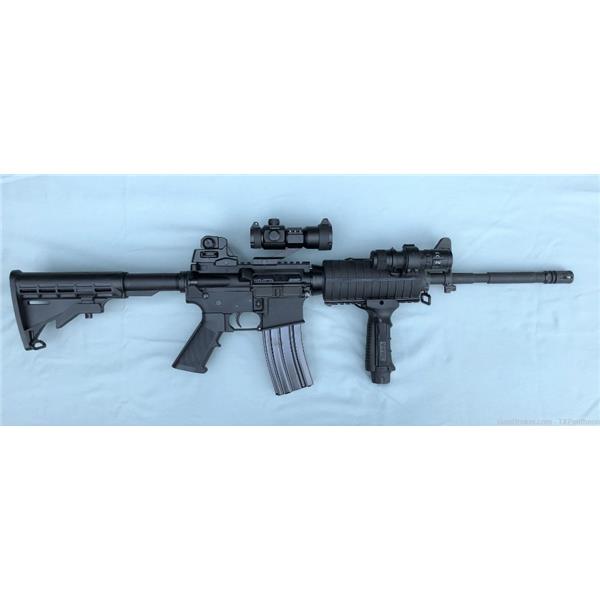 5.56mm NATO (.223 Rem.) AM-15 Anderson Manufacturing AR-15 M4 .223 Wylde with AimPro Red-dot, Fwd Grip and Light - All US NEW 16 inch " barrel