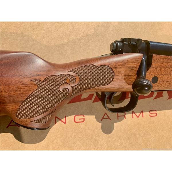 .308 Win. Winchester 70 Featherweight Win 22" Barrel NIB 2021 NICE WOOD 22 inch " barrel