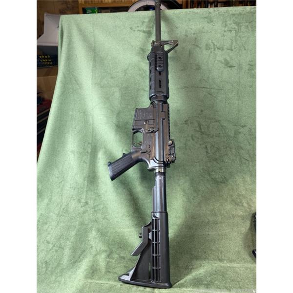 .223 Rem./5.56 NATO Bushmaster XM15-E2S Carbine AR-15 LE Only Roll Mark LB6-648 16 inch " barrel M4