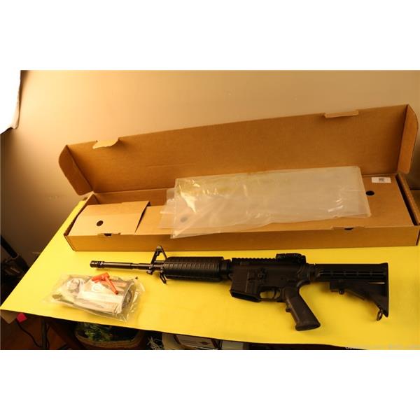 5.56mm NATO (.223 Rem.) COLT M4 CARBINE 6920 5.56 AR-15 CR6920 (NIB) 098289023513 16 inch " barrel