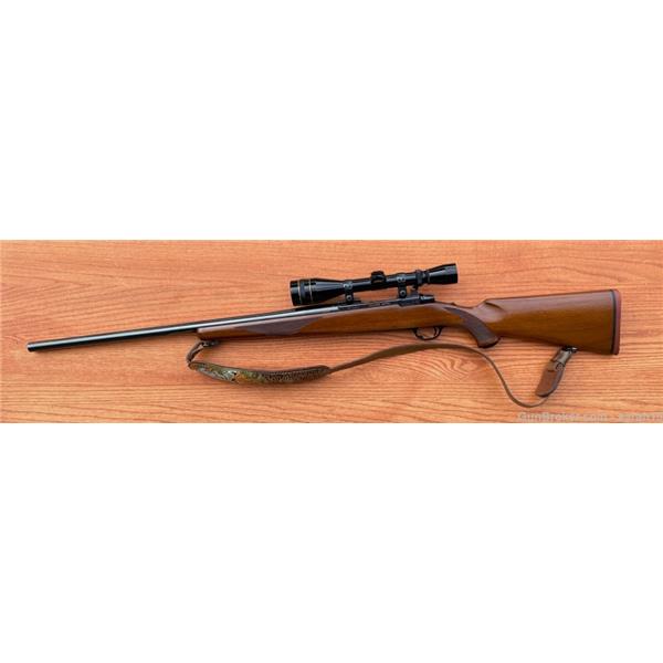 .243 Win. Ruger / Sturm, & Co. M77 Bolt Action WINCHESTER Blued HEAVY BARREL Leupold 4-12 Sling