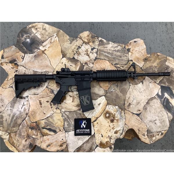 5.56mm NATO (.223 Rem.) COLT LE6920SOCOM AR15 M4 5.56 16.1" HVY BRL QUAD RAIL 30RD SOCOM LE6920 098289019462 16 inch " barrel