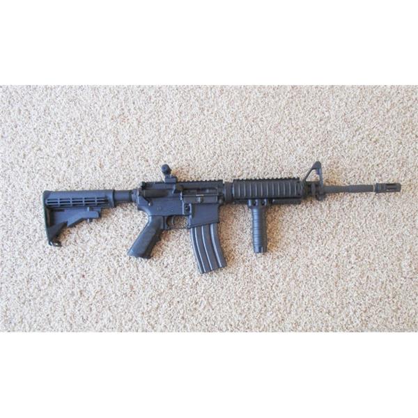 5.56mm NATO (.223 Rem.) M4 Carbine Colt AR15 "BLOCK 1" 5.56 16" Heavy SOCOM LE6920 16 inch " barrel