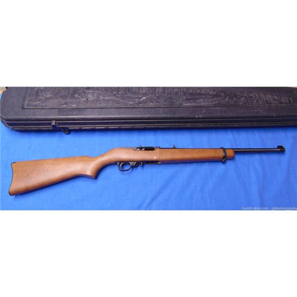 .22 LR Ruger / Sturm, & Co. VG USED RUGER 10/22 .22LR 18"BBL w/CLASSIC WOOD STK 1-10RD MAG 18 inch " barrel