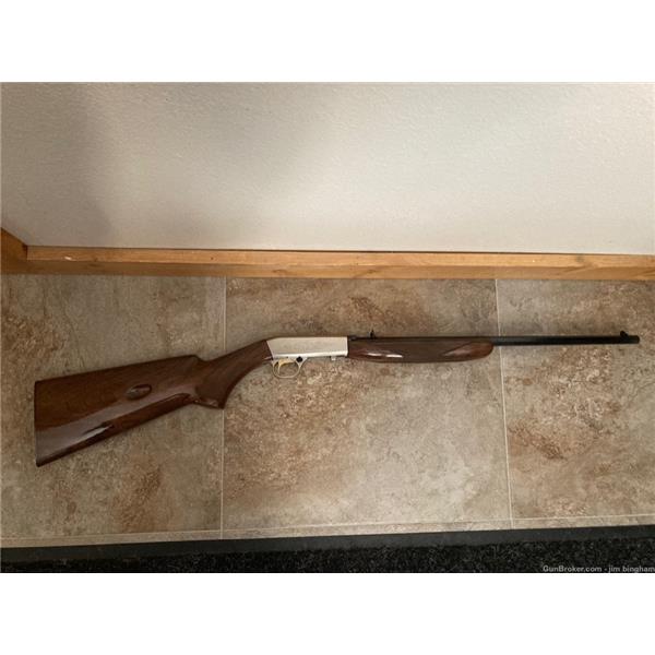 .22 LR Browning SA-22 Grade 2 rifle .22lr semi-auto 19 inch " barrel
