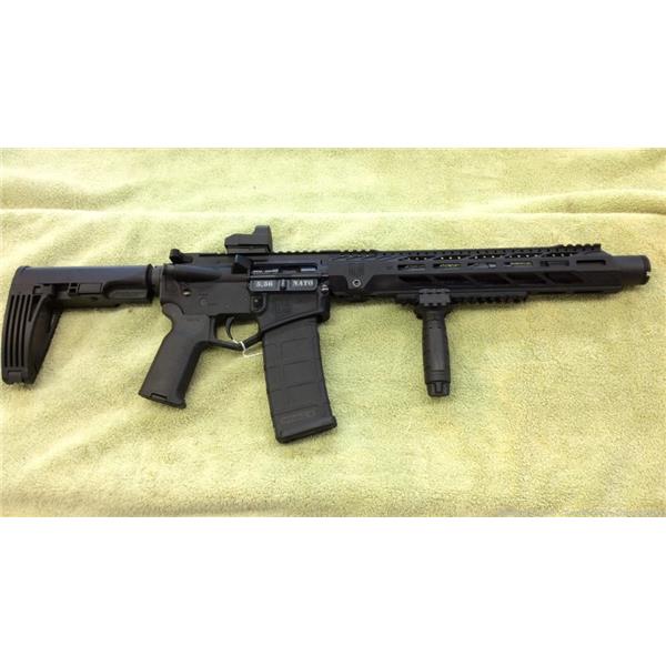 5.56mm NATO (.223 Rem.) DB15 Diamondback Firearms DIAMONDBACK DB-15 MULTI-CAL - WITH CASE- HAWKE RETICLE FREE SHIPPING