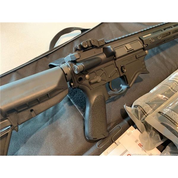 5.56mm NATO (.223 Rem.) Springfield Armory, SAINT Edge, 5.56mm, w/Vortex & Surefire 16 inch " barrel