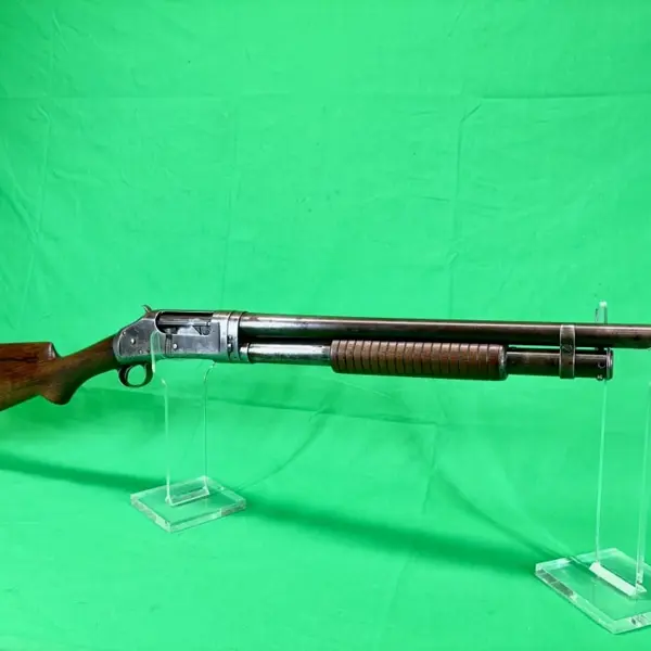 U.S. MODEL 1897 Riot Shotgun 12ゲージ U.S. Marked WWII Winchester Model 1897 97 Riot 12 Ga Pump Shotgun