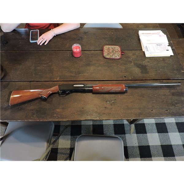 Remington Arms Model 870 Wingmaster 20 Gauge Shotgun 28 inch " barrel