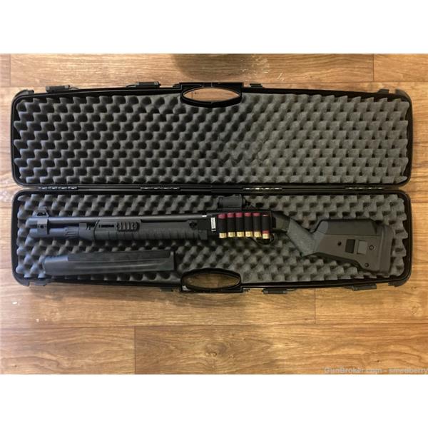 Beretta 1301 Tactical with COWITNESSING AIMPOINT, Magpul stock, hard case 18 inch " barrel