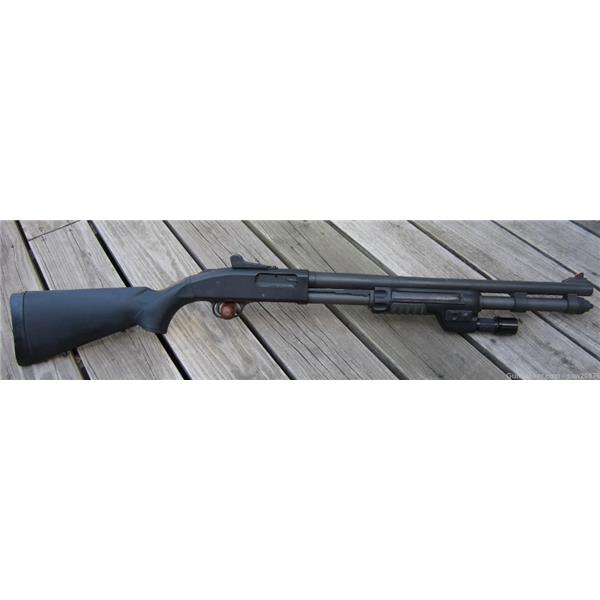Mossberg M590A1 shotgun, 12 gauge, 590, 590A1, integrated Surefire light 20 inch " barrel