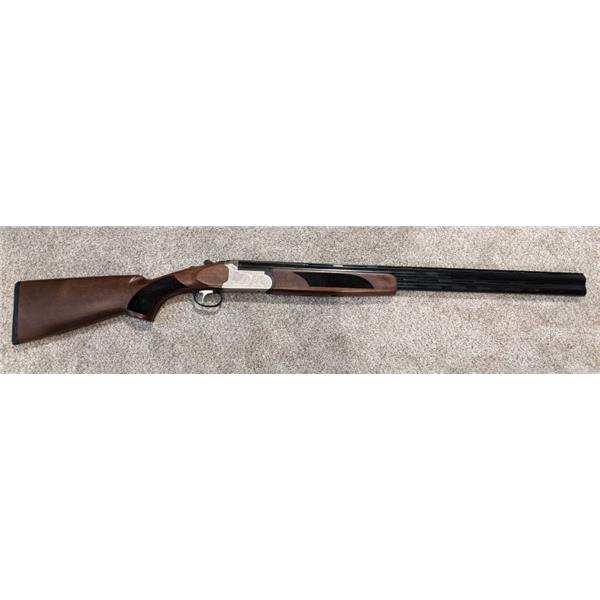 Mossberg Silver Reserve II 12 Gauge - Like new, only 25 shells, safequeen!