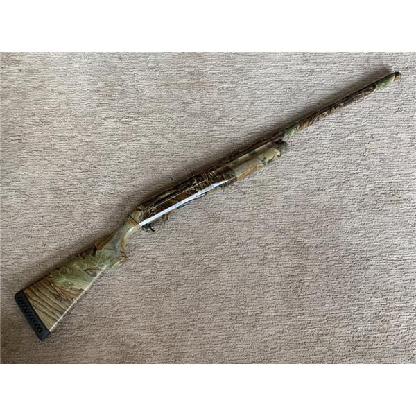 Super Black Eagle II Benelli in 12 gauge 3 1/2” Camouflage NR 28 inch " barrel