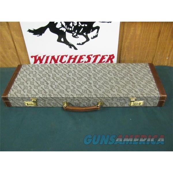 7291 Winchester 101 Diamond grade 20 gauge 27 inch barrels skeet/skeet,full engraved coin silver receiver, Wincheste Correct Grade case. i dont see a mark on it. vent rib ejectors, case is 99%.one of the best. AAA++Fan