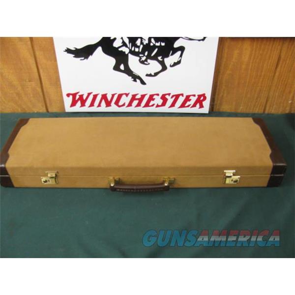 6653 Winchester 23 Golden Quail 28 gauge 26 inch barrels,ic/mod raised solid rib, ejectors, STRAIGHT GRIP,single selective trigger, quail/dogs engraved coin silver receiver, Decelerato butt pad, Case, keys, 99% condition, AA+++Fa
