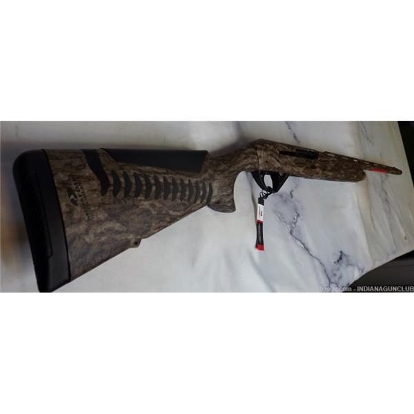 Super Black Eagle 3 NIB BENELLI SUPER BLACK EAGLE III MOBL 20GA 26" CASE 52696 26 inch " barrel