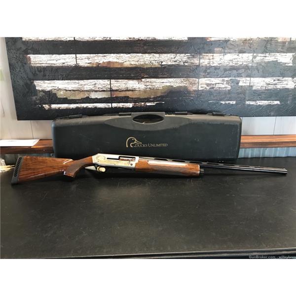 Ducks Unlimited 70th Anniversary Browning Gold Silver Hunter 12 GA 28” 110078 28 inch " barrel