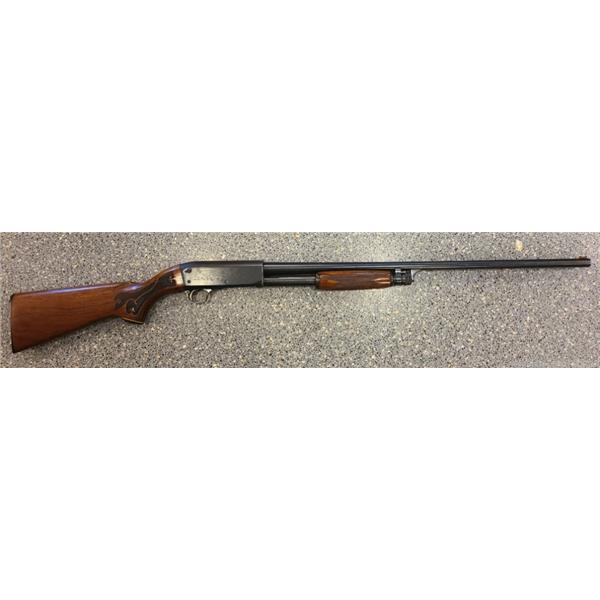 Ithaca Gun Company Model 37 Featherlight 20 GA 26" Cyl Bore 2 3/4 Inch Chamber 1940 Man 26 inch " barrel