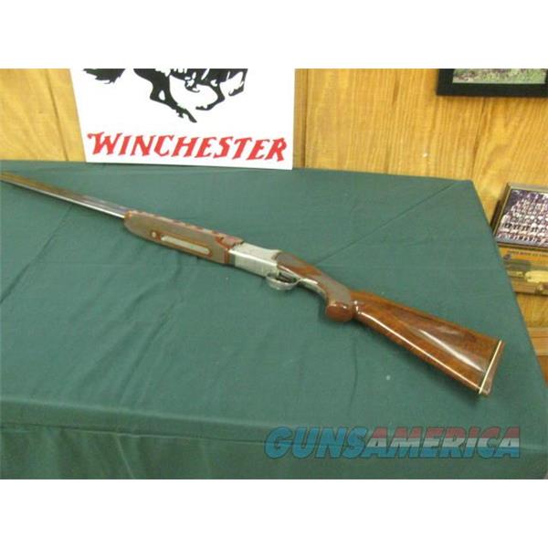 7403 Winchester 101 Pigeon XTR 410 gauge 28 inch barrels, skeet/skeet, 98% condition, White line and pad, 14 1/4, 2 1/2 chambers, tite bores shiny.vent rib, single select trigger, ejectors, AAA++ FANCY FIGURED WALNUT.