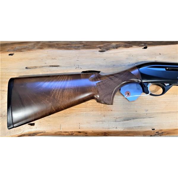 Benelli Montefeltro 20ga/26" semi auto, excellent - second hand, nice wood. 26 inch " barrel