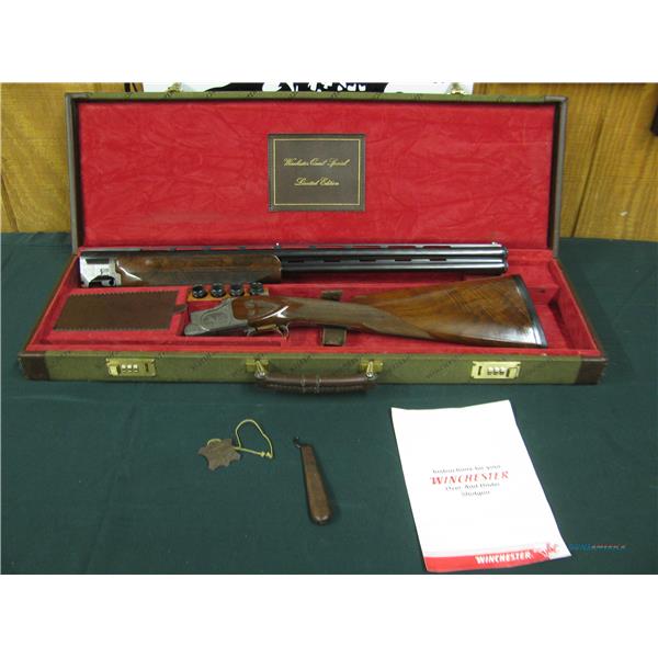 7418 Winchester 101 QUAIL SPECIAL 20 gauge 26 inch barrels, 6 winchokes, 2 ic, 2mod, full, wrench, correct case and pamphlet, STRAIGT GRIP, AAA++Fancy heavily figured walnut. coin silver engraved game birds receiver, all origin