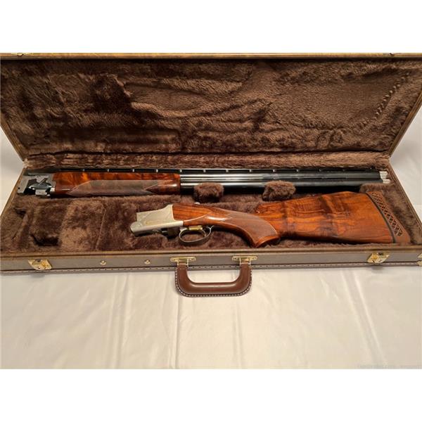 Citori Browning Ultra XT Trap 12 gauge Over and Under Shotgun w/30" barrel 30 inch "