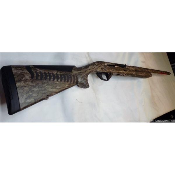 Super Black Eagle 3 NIB BENELLI SUPER BLACK EAGLE III MOBL 3.5" 12GA 26" CASE 54440 26 inch " barrel